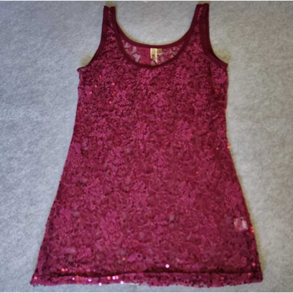 BKE The Buckle Womens L Magenta Lace Sequin Tank Top Scoop Neck Y2K Boho